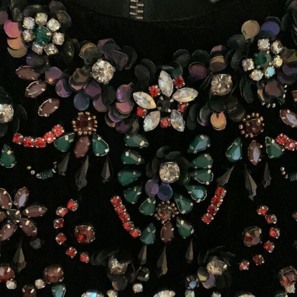 Ecote’ Jasmina crystal embellished black velvet sleeveless shift dress - Picture 7 of 12